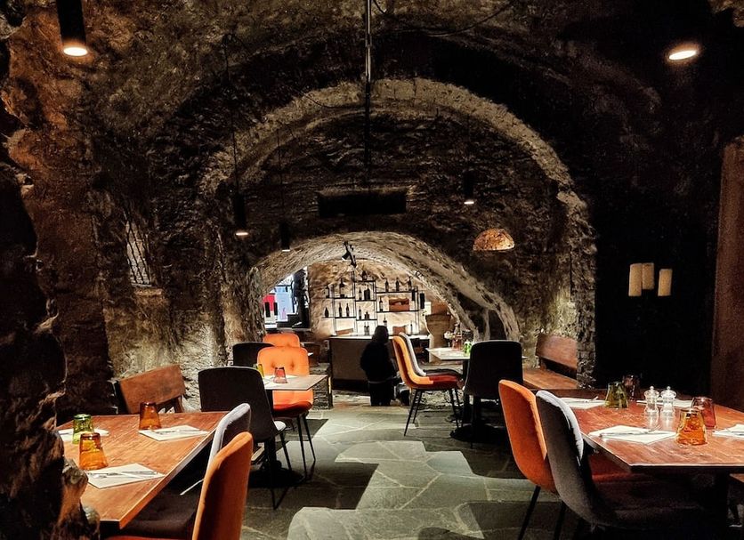 Restaurant Photo