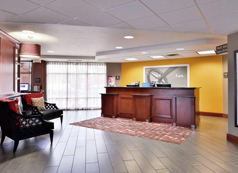 Front desk Photo