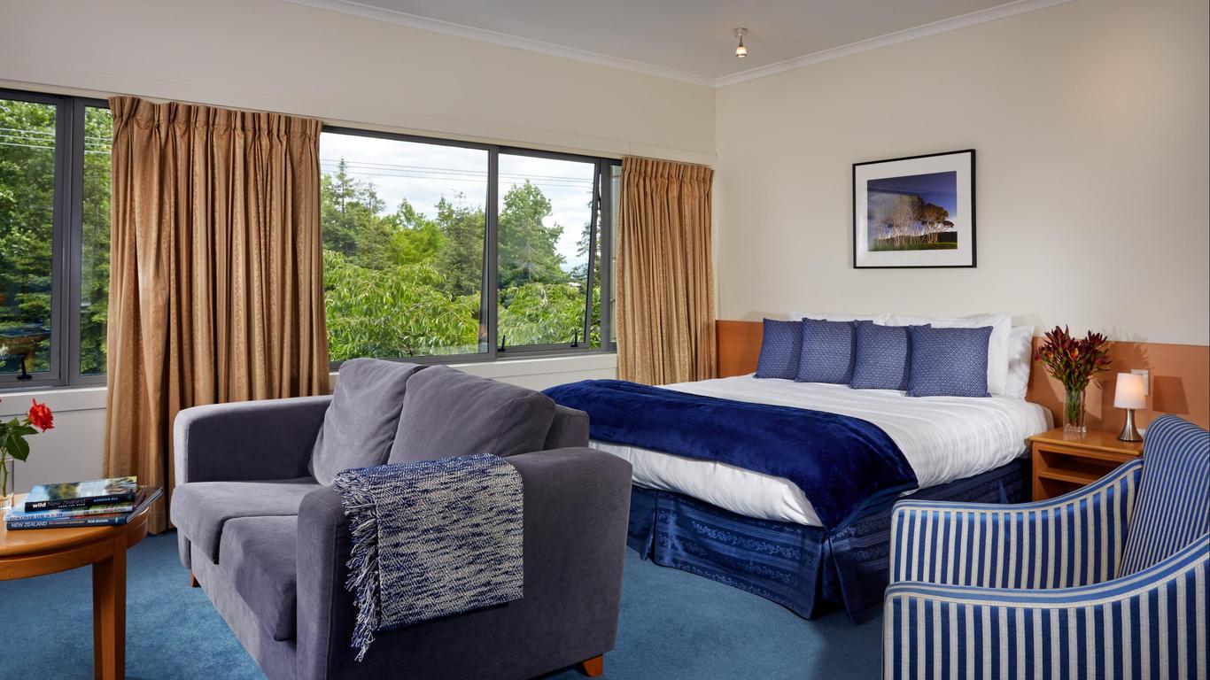 Saxton Lodge