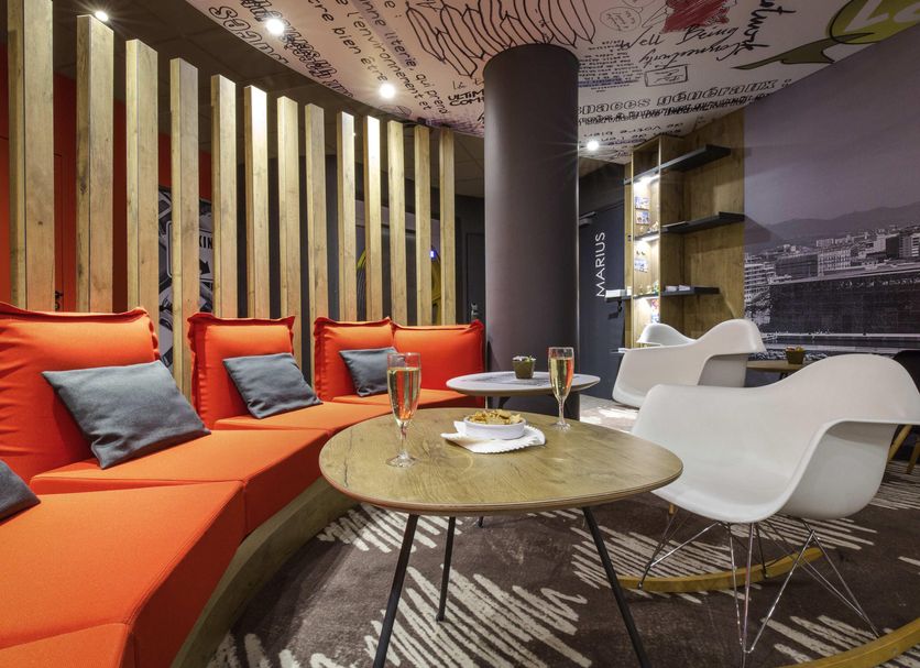 Lounge Photo