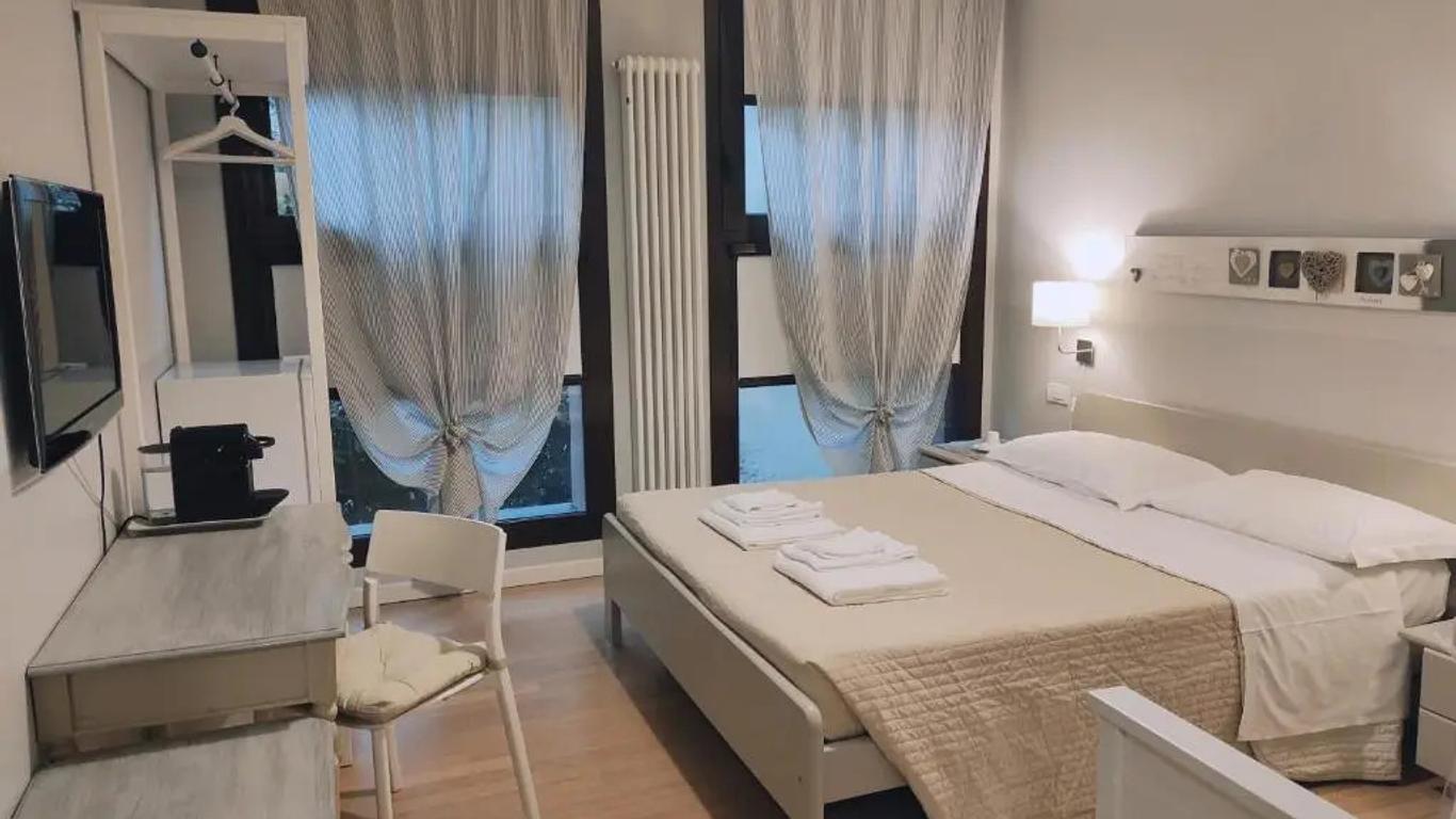 Bed In Bo Saragozza