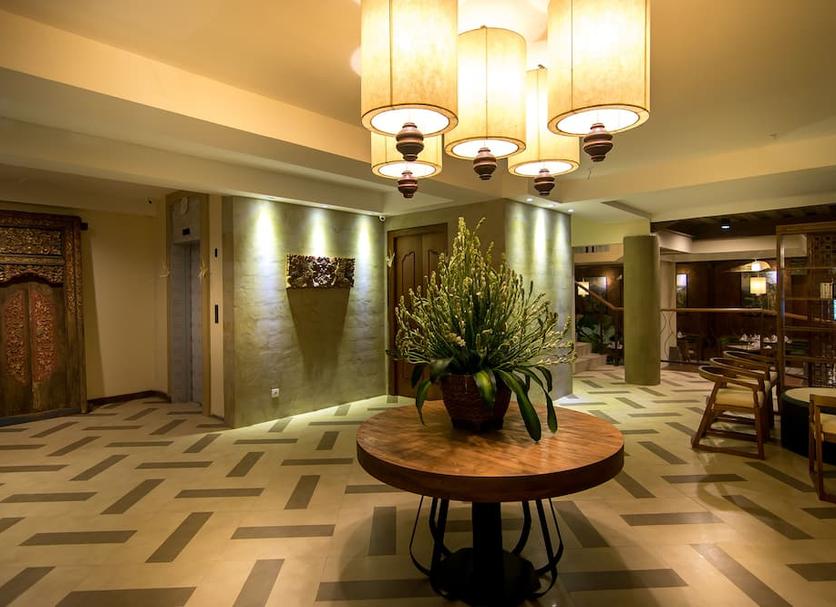 Lobby Photo