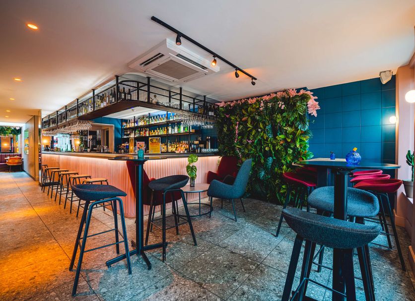Bar Photo