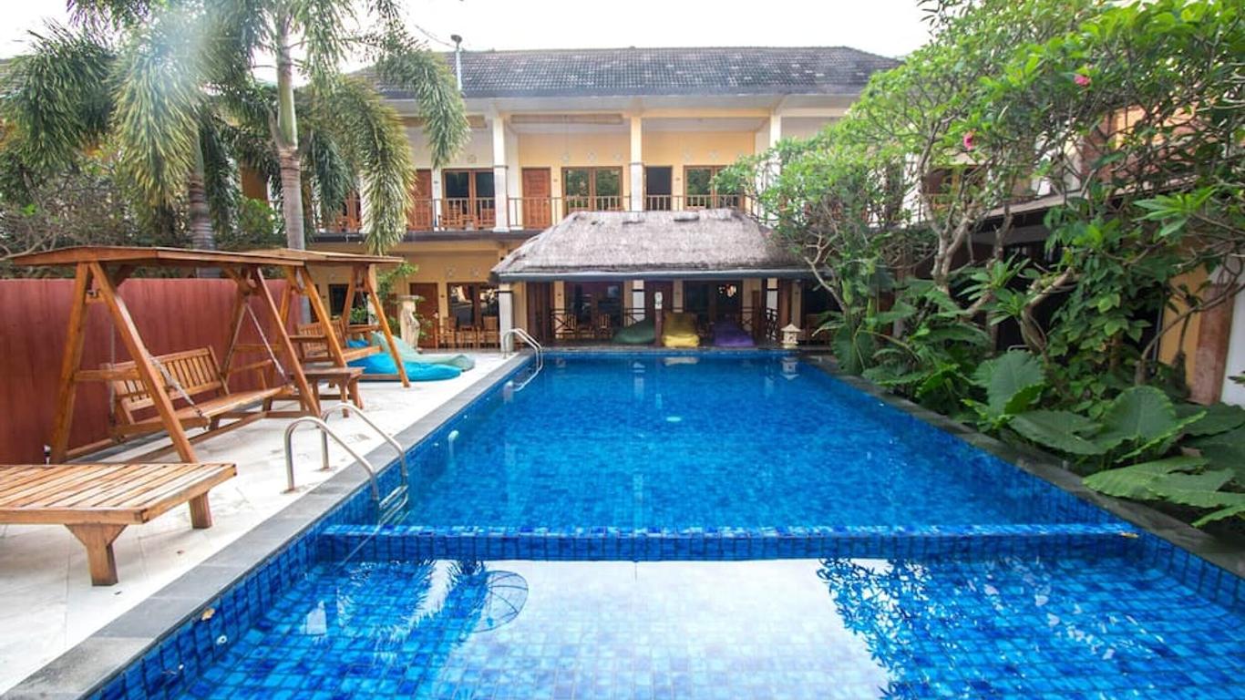 Central Inn Senggigi