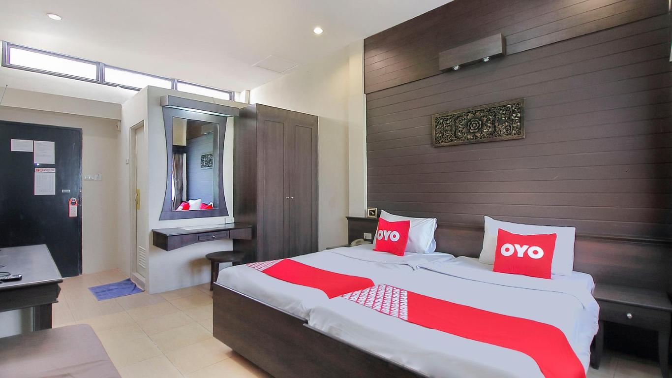 Rajata Hotel