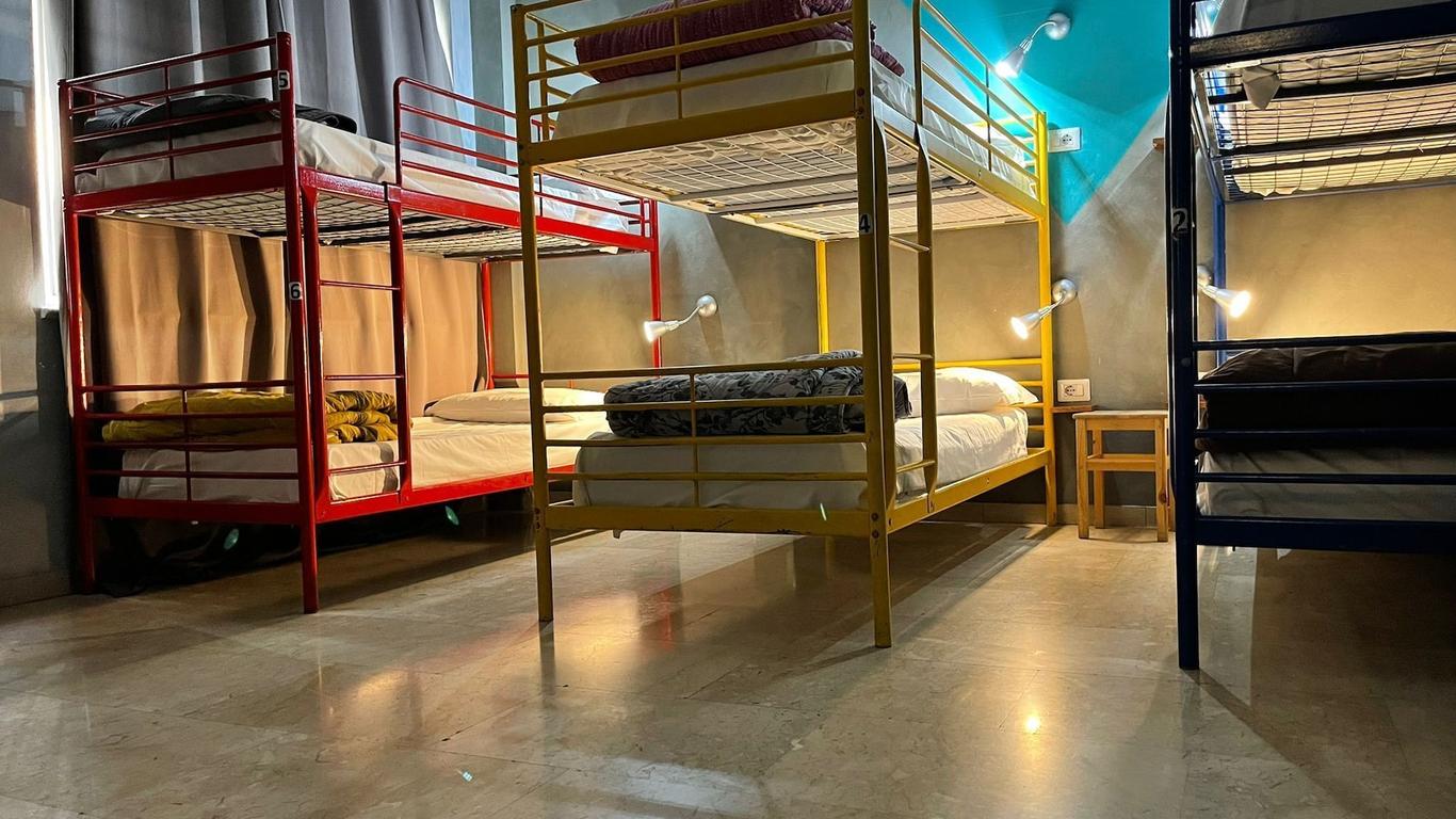 Lion Hostel