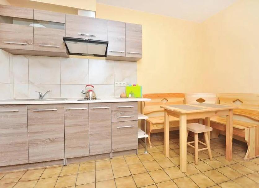 Kitchen Photo