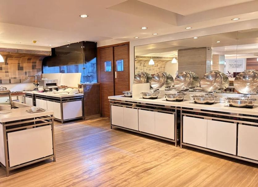 Buffet Photo