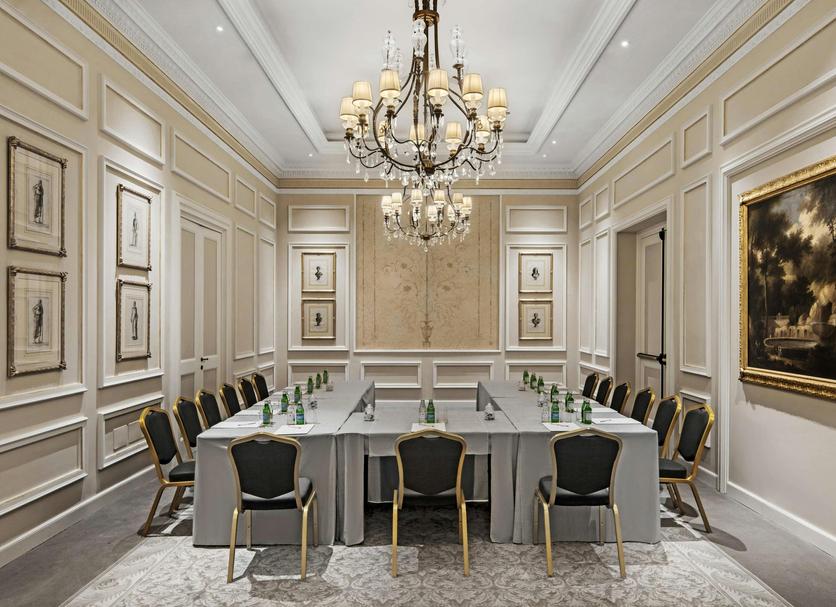 Conference room Photo