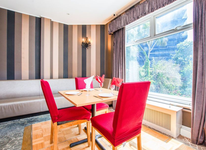 Dining room Photo