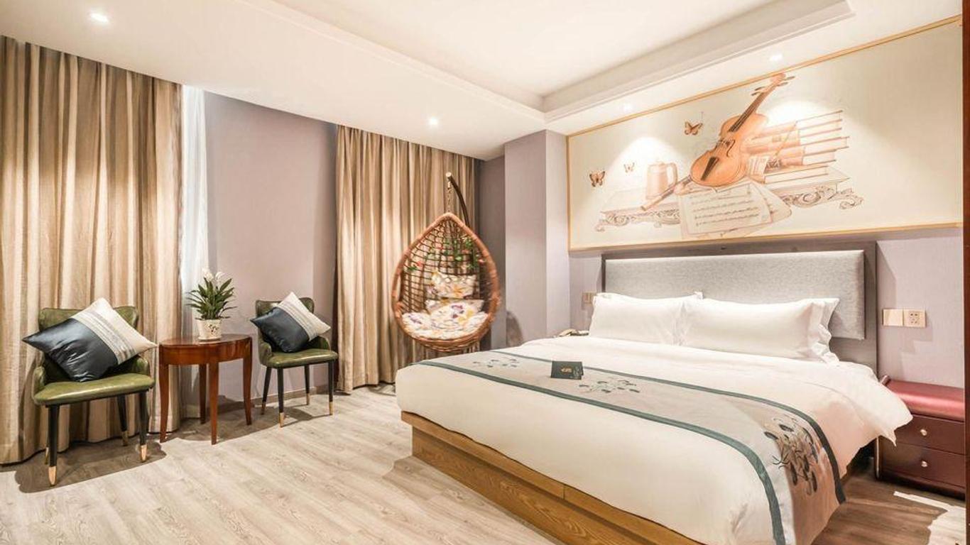Xingdao Holiday Hotel (Shanghai wusong international Cruise Terminal)