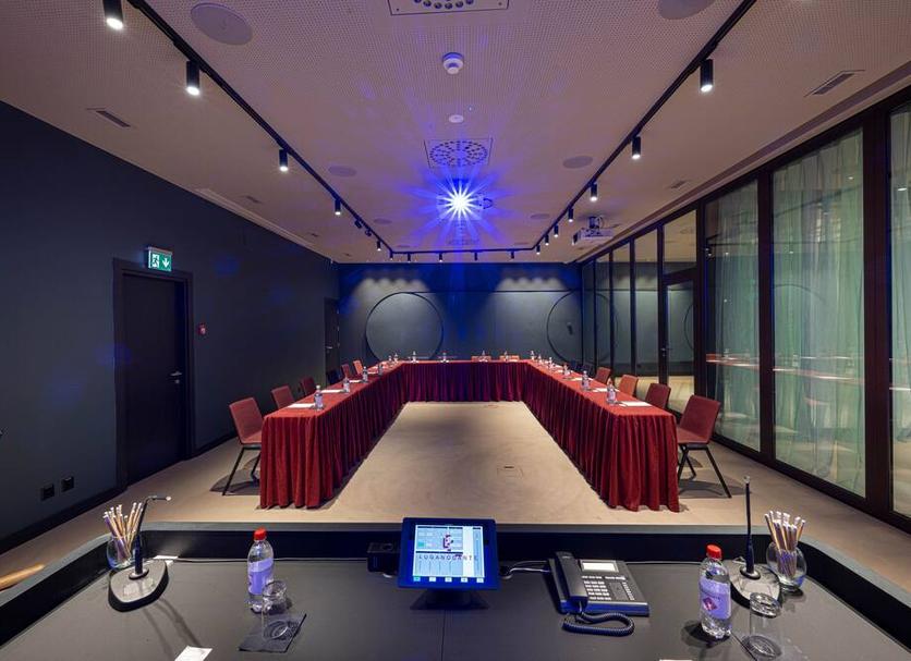 Conference room Photo