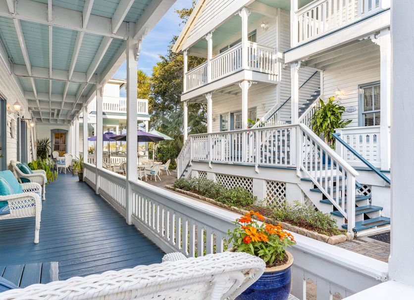 Balcony Photo
