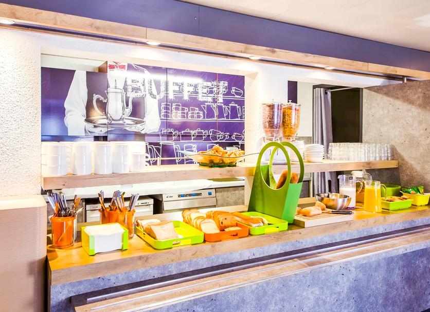 Buffet Photo