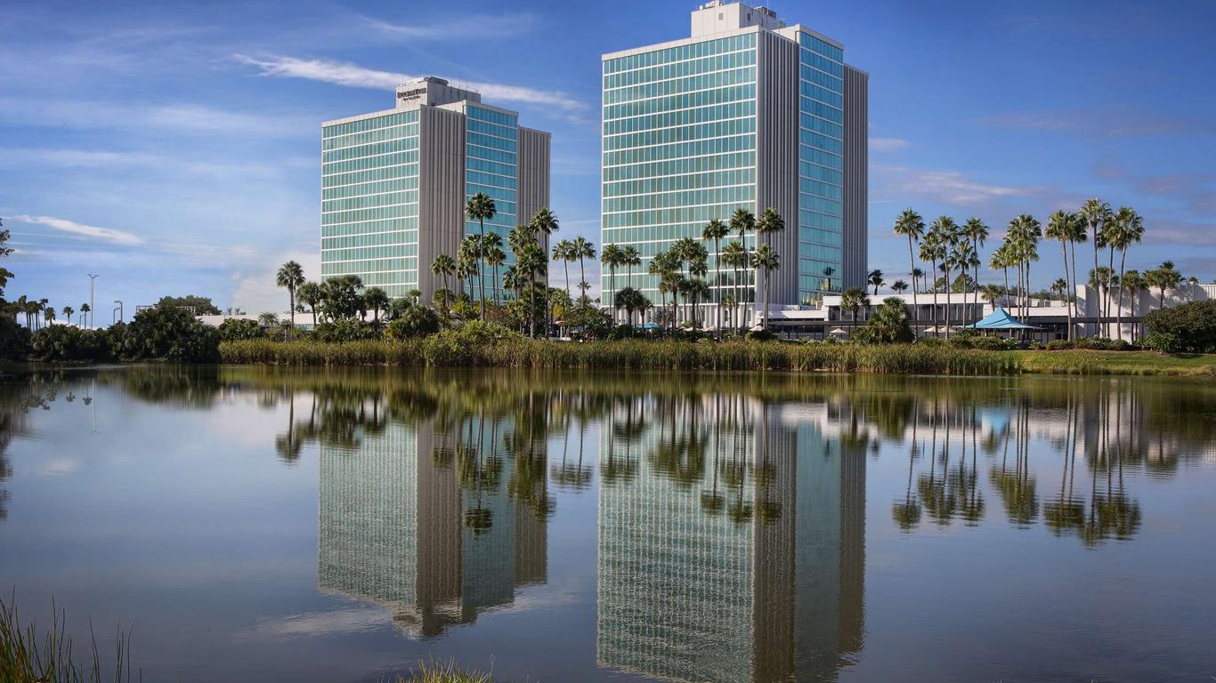 DoubleTree by Hilton at the Entrance to Universal Orlando