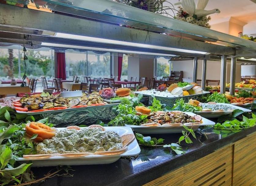 Buffet Photo