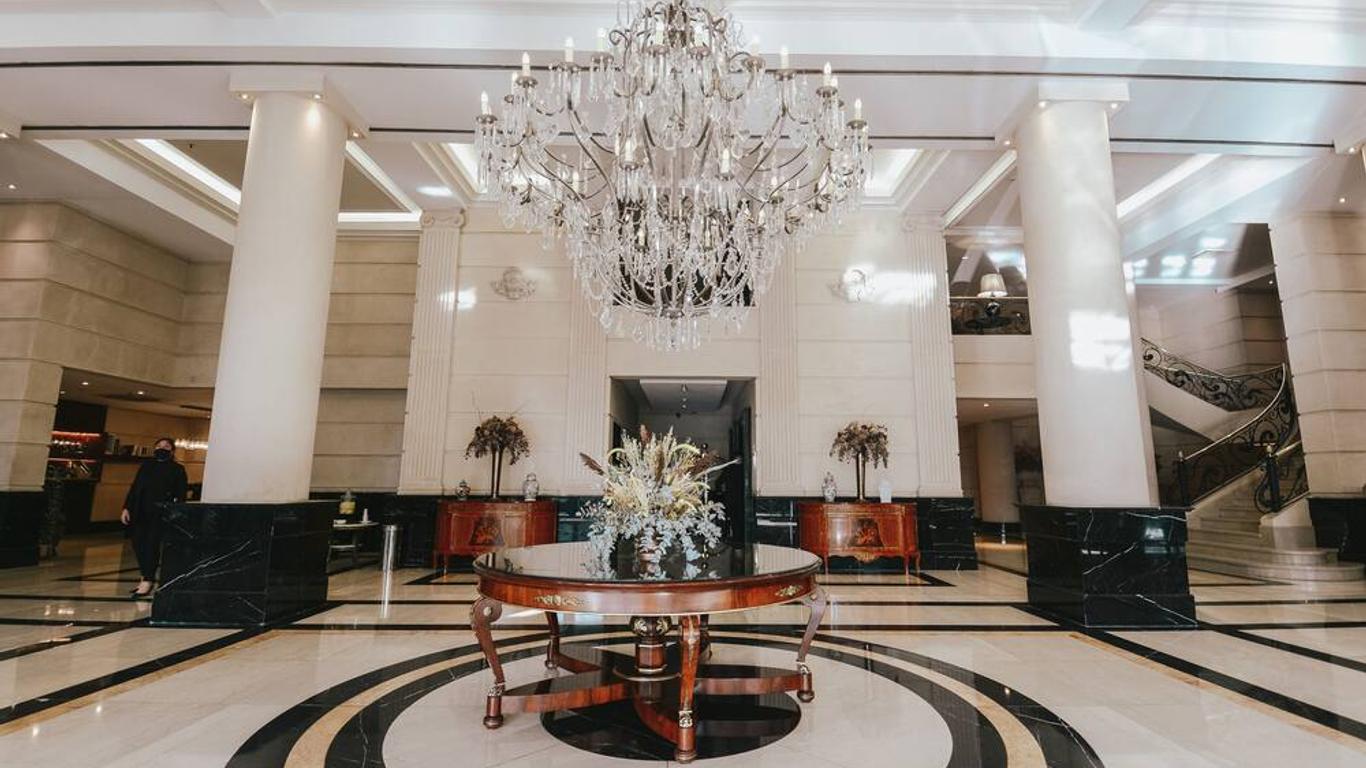 Diplomatic Hotel