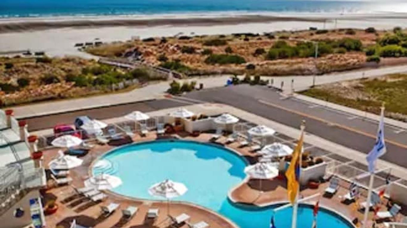 Port Royal Oceanfront Hotel