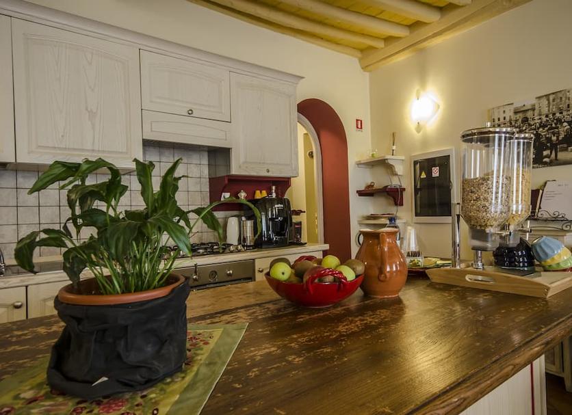 Kitchen Photo