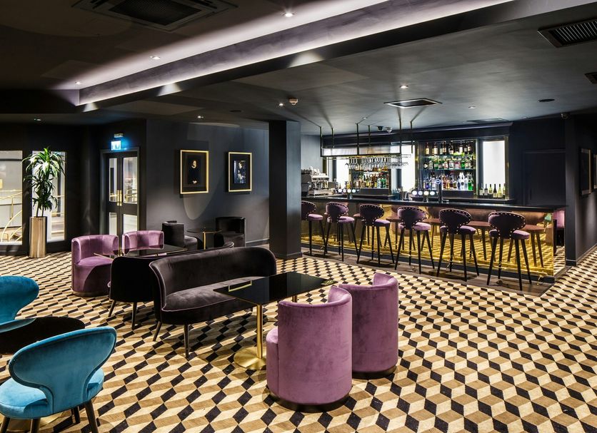 Bar Photo