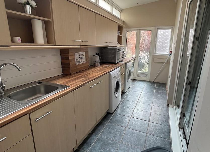 Kitchen Photo
