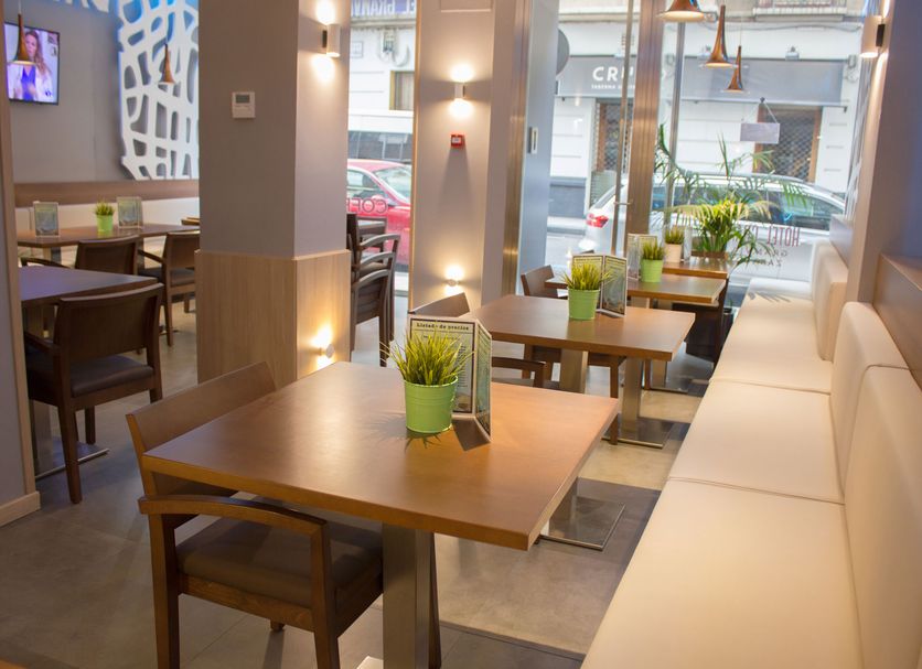 Restaurant Photo