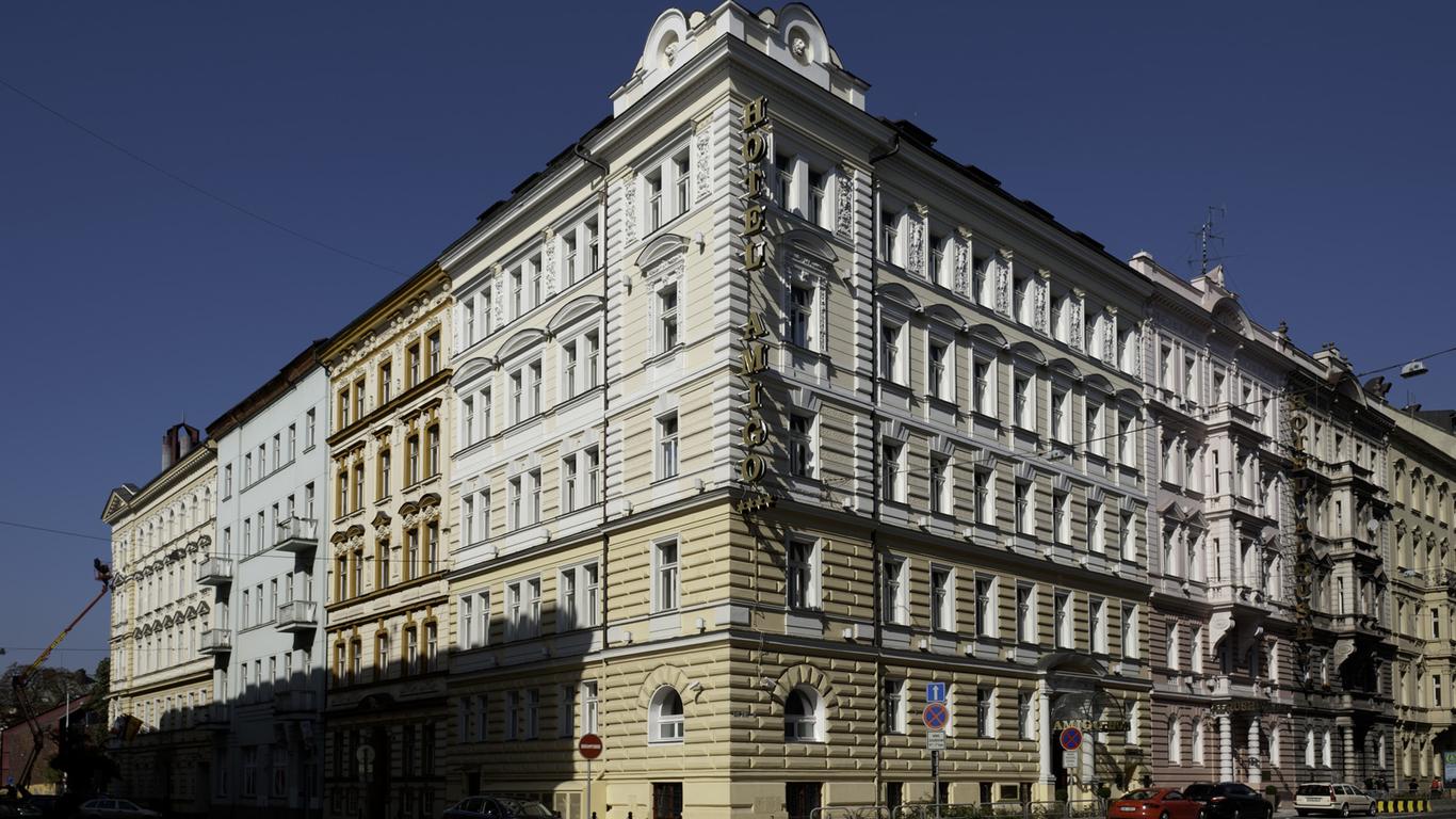Alqush Downtown Hotel