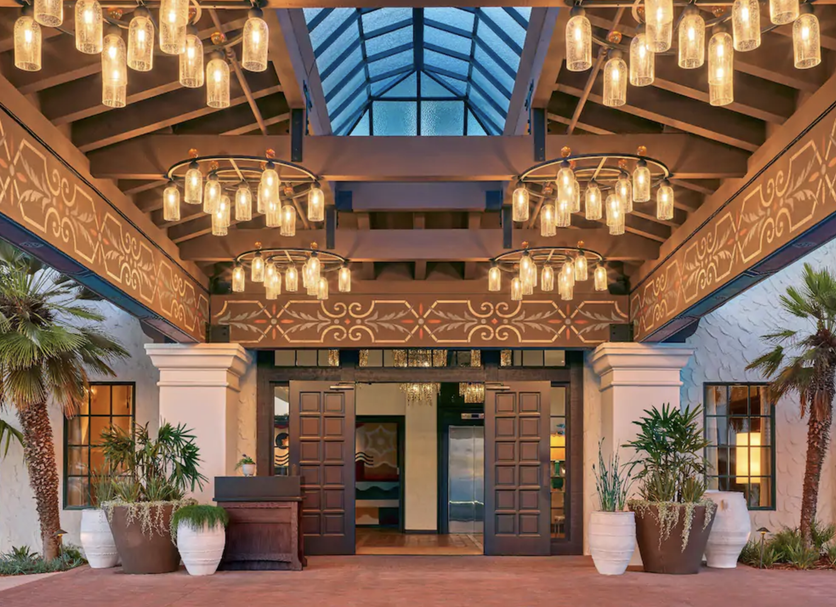 Hotel Entrance Photo