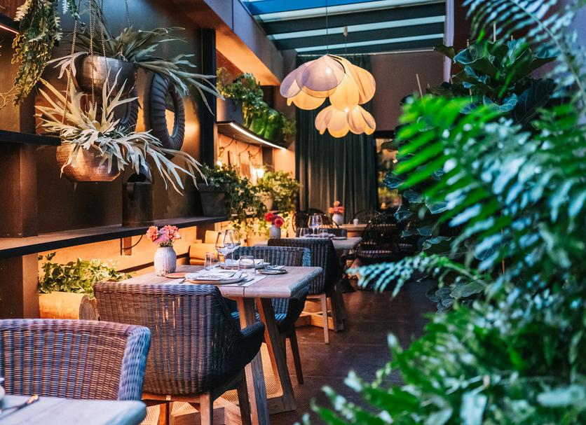 Restaurant Photo