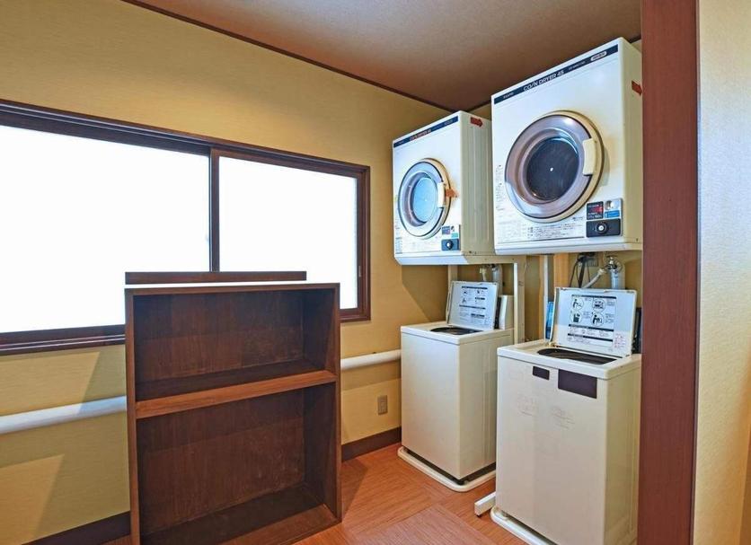 Laundry facility Photo