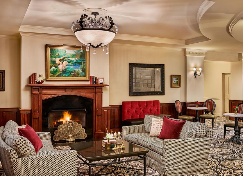 Lounge Photo