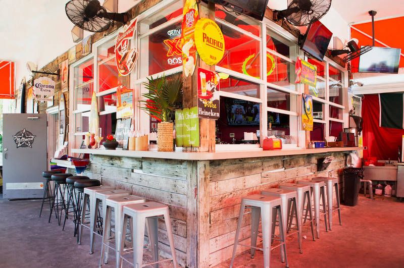 Bar