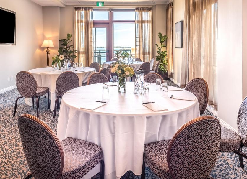 Banquet hall Photo