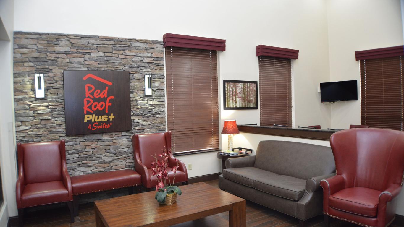 Red Roof Plus+ & Suites Chattanooga - Downtown